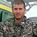 Знакомства: Валера, 39 лет, Макинск