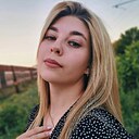 Знакомства: Viki, 28 лет, Москва