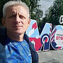 Знакомства: Александр, 52 года, Магадан