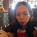 Знакомства: Алиса, 19 лет, Санкт-Петербург