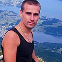 Знакомства: Едик, 33 года, Прага