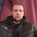 Знакомства: Максим, 31 год, Наровля