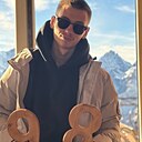 Знакомства: Максим, 24 года, Домодедово