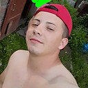 Знакомства: Максим, 30 лет, Майкоп