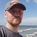 Знакомства: Виталя, 36 лет, Саяногорск