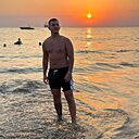 Знакомства: Виталя, 30 лет, Ейск