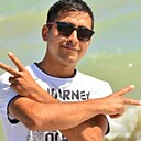 Знакомства: Андрій, 37 лет, Чернигов