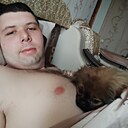 Знакомства: Кристиан, 25 лет, Бельцы