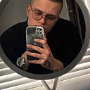 Знакомства: Богдан, 23 года, Коломна