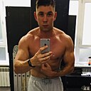 Знакомства: Олег, 29 лет, Вольск