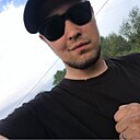 Знакомства: Юрий, 24 года, Артемовский