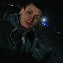 Знакомства: Дмитрий, 29 лет, Лутугино