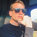 Знакомства: Valentin, 31 год, Timișoara