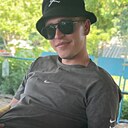 Знакомства: Вадим, 28 лет, Саратов