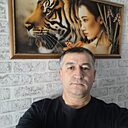 Знакомства: Алим, 46 лет, Магадан