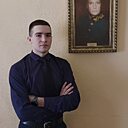 Знакомства: Владик, 20 лет, Екатеринославка