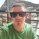 Знакомства: Антон, 33 года, Сергиев Посад