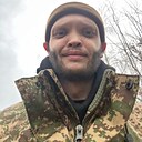 Знакомства: Олександр, 32 года, Чернигов
