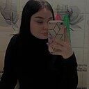 Знакомства: Apollinaria, 22 года, Екатеринбург