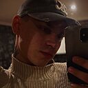 Знакомства: Roman, 23 года, Катовице