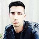 Знакомства: Александр, 32 года, Полковице