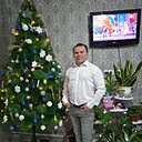 Знакомства: Виктор, 37 лет, Миллерово