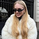 Знакомства: Аня, 38 лет, Москва