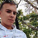 Знакомства: Павел, 23 года, Бузулук