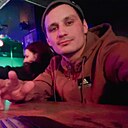 Знакомства: Артем, 27 лет, Верхняя Салда