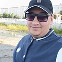 Знакомства: Максим, 32 года, Надым