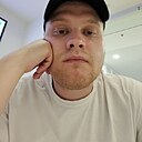 Знакомства: Виктор, 29 лет, Минск