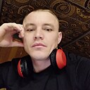 Знакомства: Игорь, 31 год, Волхов