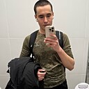 Знакомства: Кирилл, 22 года, Ишим