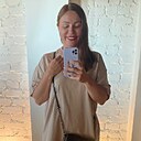 Знакомства: Ульяна, 39 лет, Санкт-Петербург