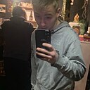 Знакомства: Максим, 19 лет, Муром