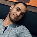 Знакомства: Анатолий, 28 лет, Новошахтинск