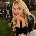 Знакомства: Кристина, 26 лет, Горловка