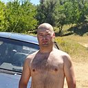 Знакомства: Denis, 38 лет, Синельниково