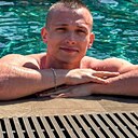 Знакомства: Иван, 39 лет, Магадан