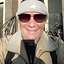 Знакомства: Олег, 52 года, Владивосток