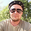 Знакомства: Виктор, 40 лет, Бабаево