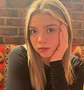 Знакомства: Вика, 19 лет, Великий Новгород