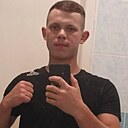 Знакомства: Андрей, 25 лет, Киров