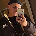 Знакомства: Дмирий, 21 год, Челябинск