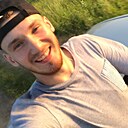 Знакомства: Андрей, 27 лет, Москва