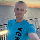 Знакомства: Денис, 31 год, Минск