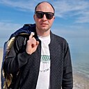 Знакомства: Валентин, 34 года, Мариуполь