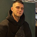 Знакомства: Толя, 26 лет, Владивосток