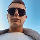 Знакомства: Виктор, 28 лет, Минск