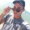 Знакомства: Глеб, 32 года, Троицк